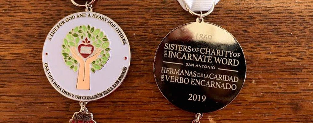 2019 celebratory Fiesta medal