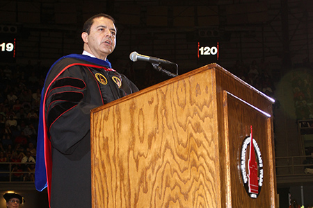 2016 commencement henry cuellar