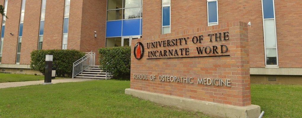 Front signage of the UIW School of Osteopathic Medicine 